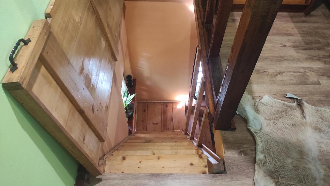 Apartamento Wood House Ruma Exterior foto